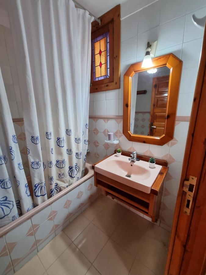 Studio Apartment No 1 Directly On The Beach And Sea, Terrace, Heated Pool, Wifi Playa de las Americas  Exterior foto